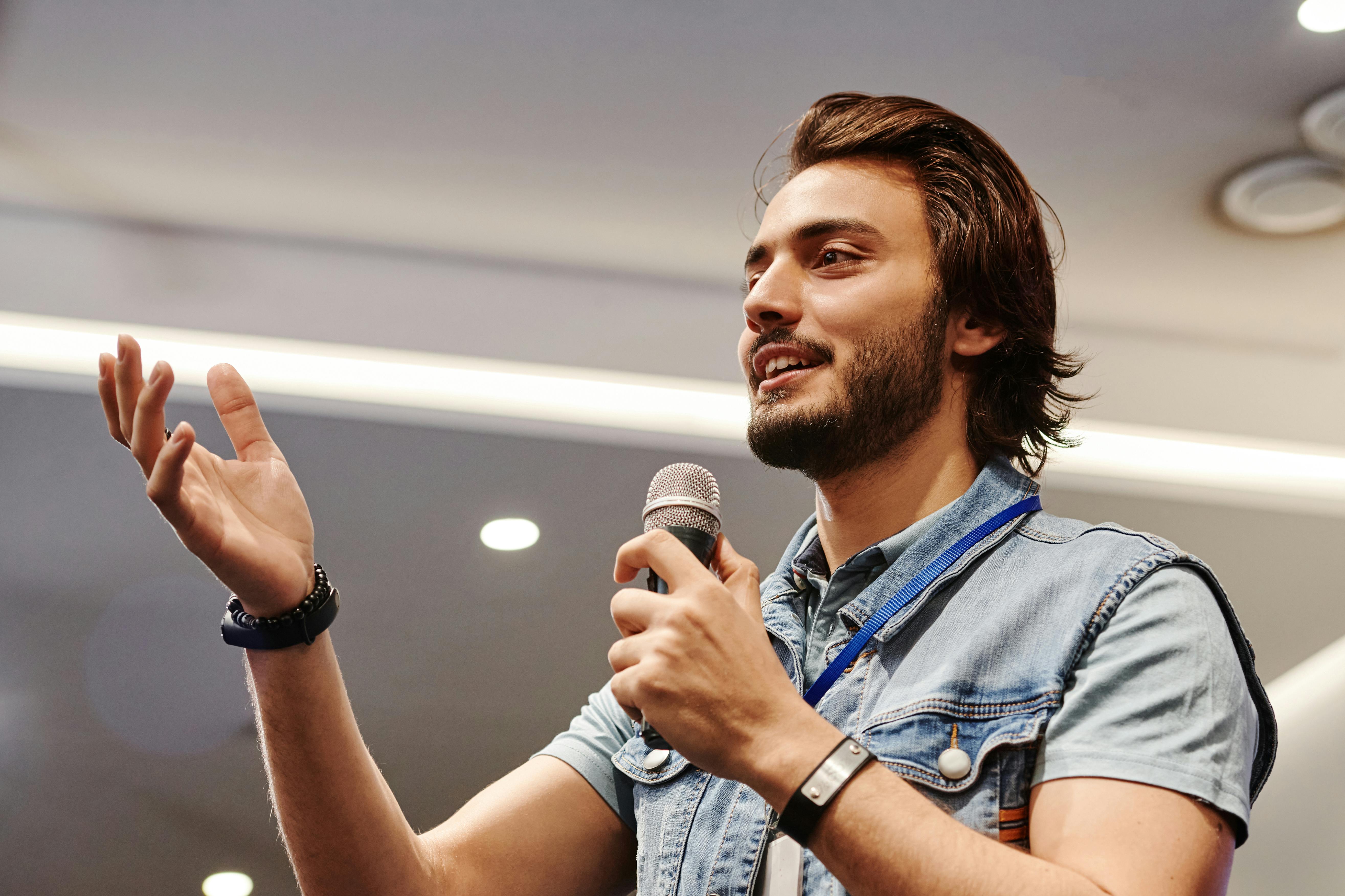 Student presentation in English - Best English courses for presentation skills